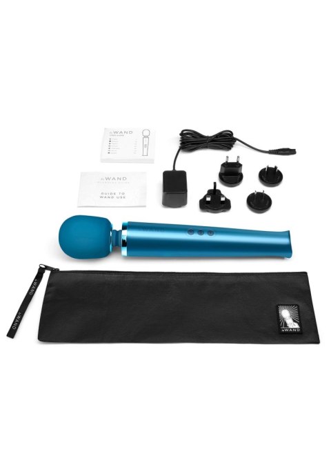 Le Wand Rechargeable Massager Blue