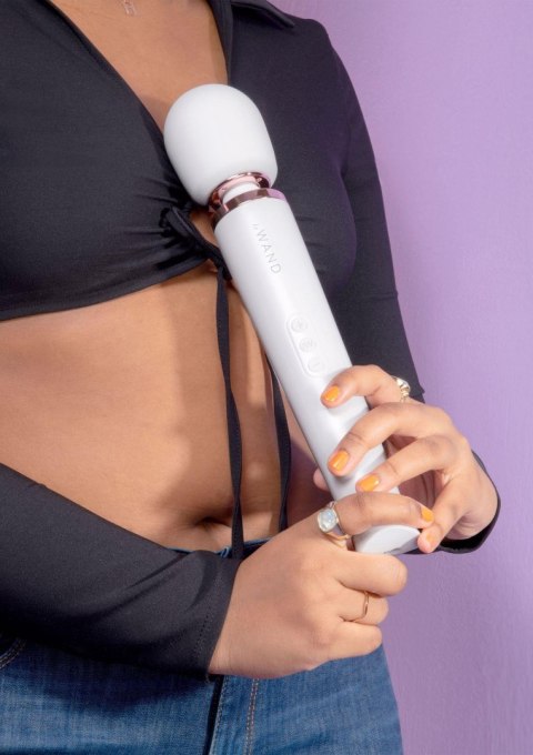 Le Wand Rechargeable Massager White