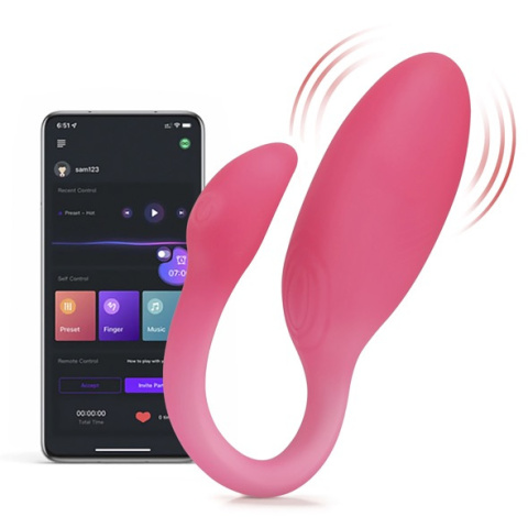 Magic Flamingo Max połączony z aplikacją mobilną poprzez Bluetooth