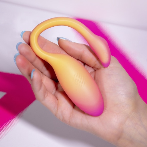 Ergonomiczny kształt masażera Magic Flamingo Max